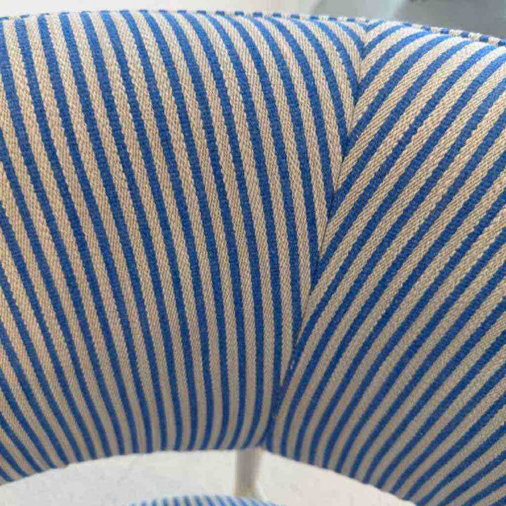 Møbel Copenhagen FONT Outdoor Sessel m. Armlehnen - Gestreift Blau-Weiß/Creme Gestell