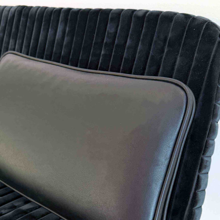 Møbel Copenhagen Lean Sofa - Sort Eg/Sort Fløjl/Sort Læder