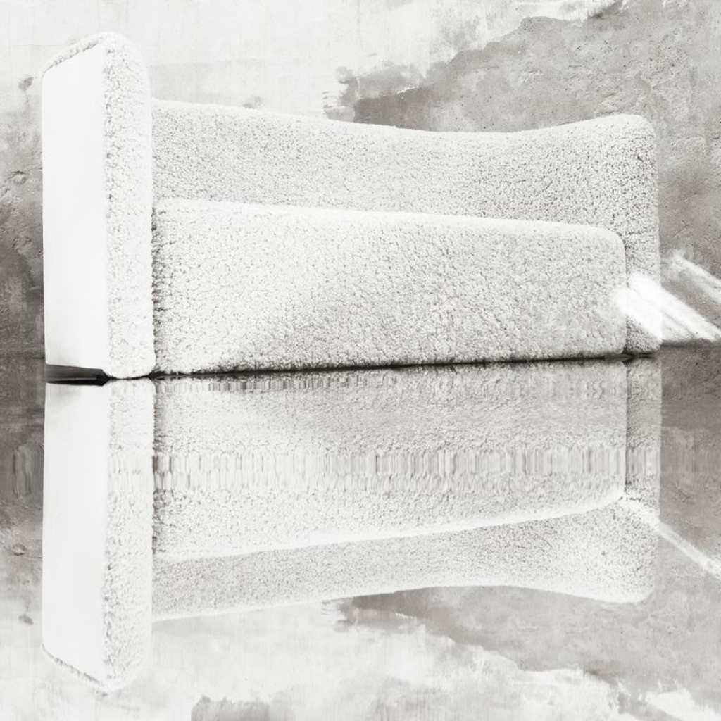Møbel Copenhagen Taku Sofa - Hvid fåreskind/Hvid læder