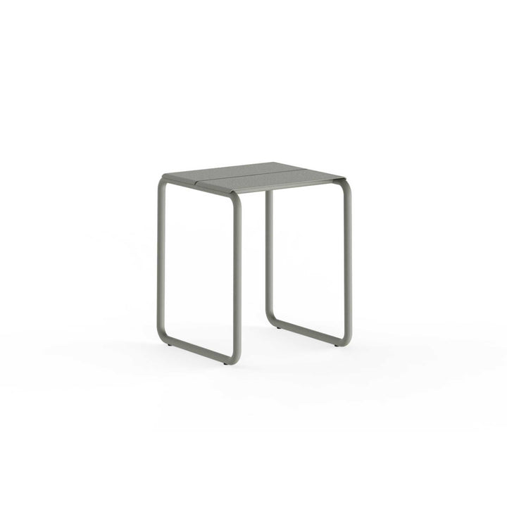 NINE Sine Stool Udendørs Skammel, Light Grey