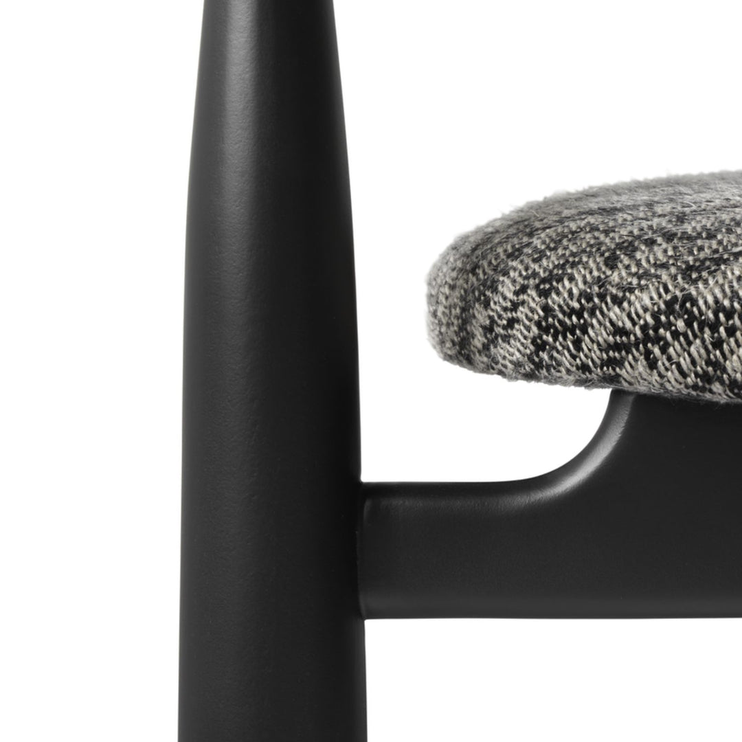 New Works Bukowski Chair Esszimmerstuhl, Schwarz / Pur Lin 080