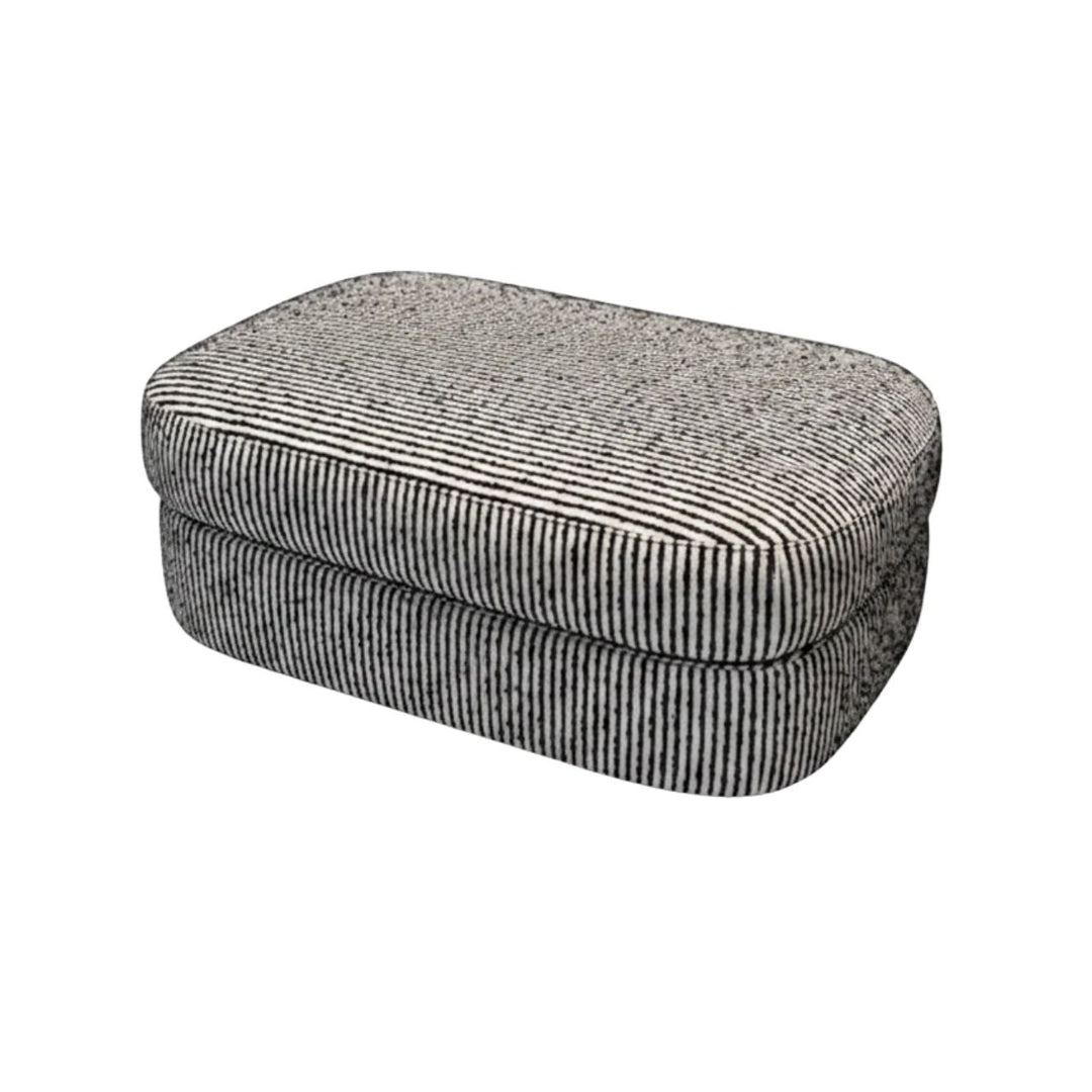 New Works Covent Poufs m. Aufbewahrung Medium, Gestreiftes Bouclé – KEEPR