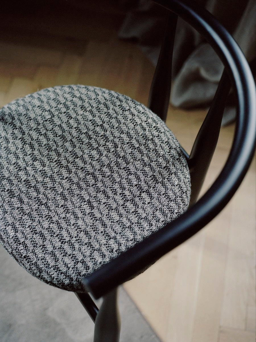 New Works Bukowski Chair Spisebordsstol, Sort / Pur Lin 080