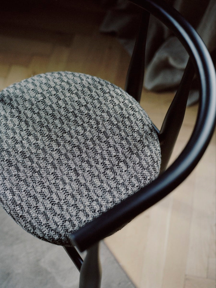 New Works Bukowski Chair Spisebordsstol, Sort / Pur Lin 080