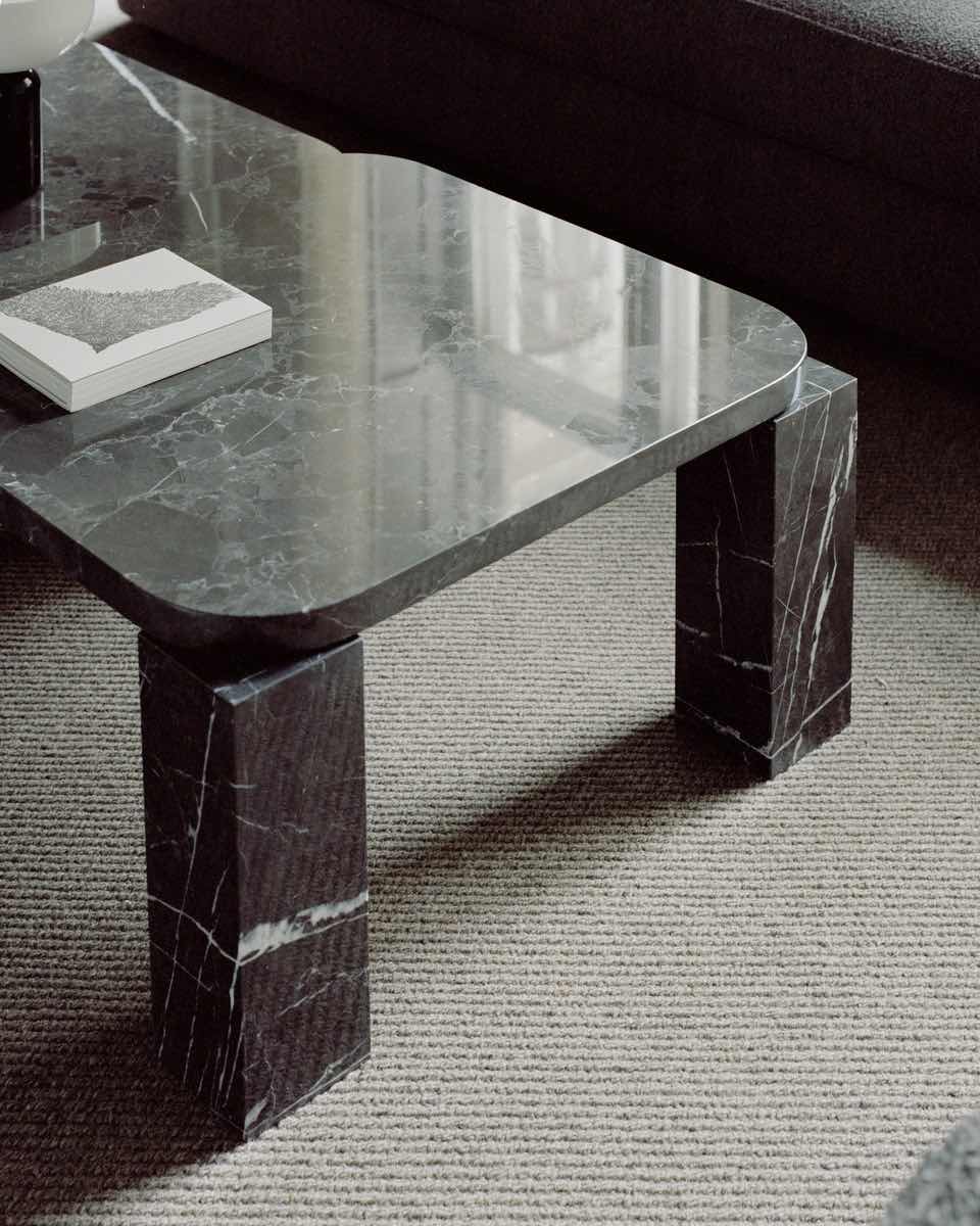 New Works Atlas Sofabord 60x60, Costa Black Marmor