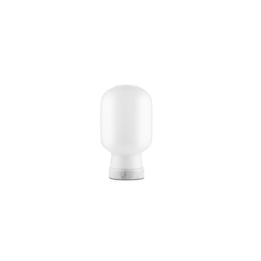 Normann Copenhagen Amp Bordlampe, Hvid/Hvid