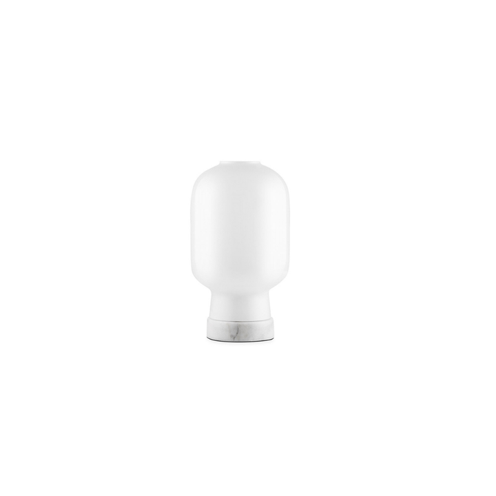 Normann Copenhagen Amp Bordlampe, Hvid/Hvid