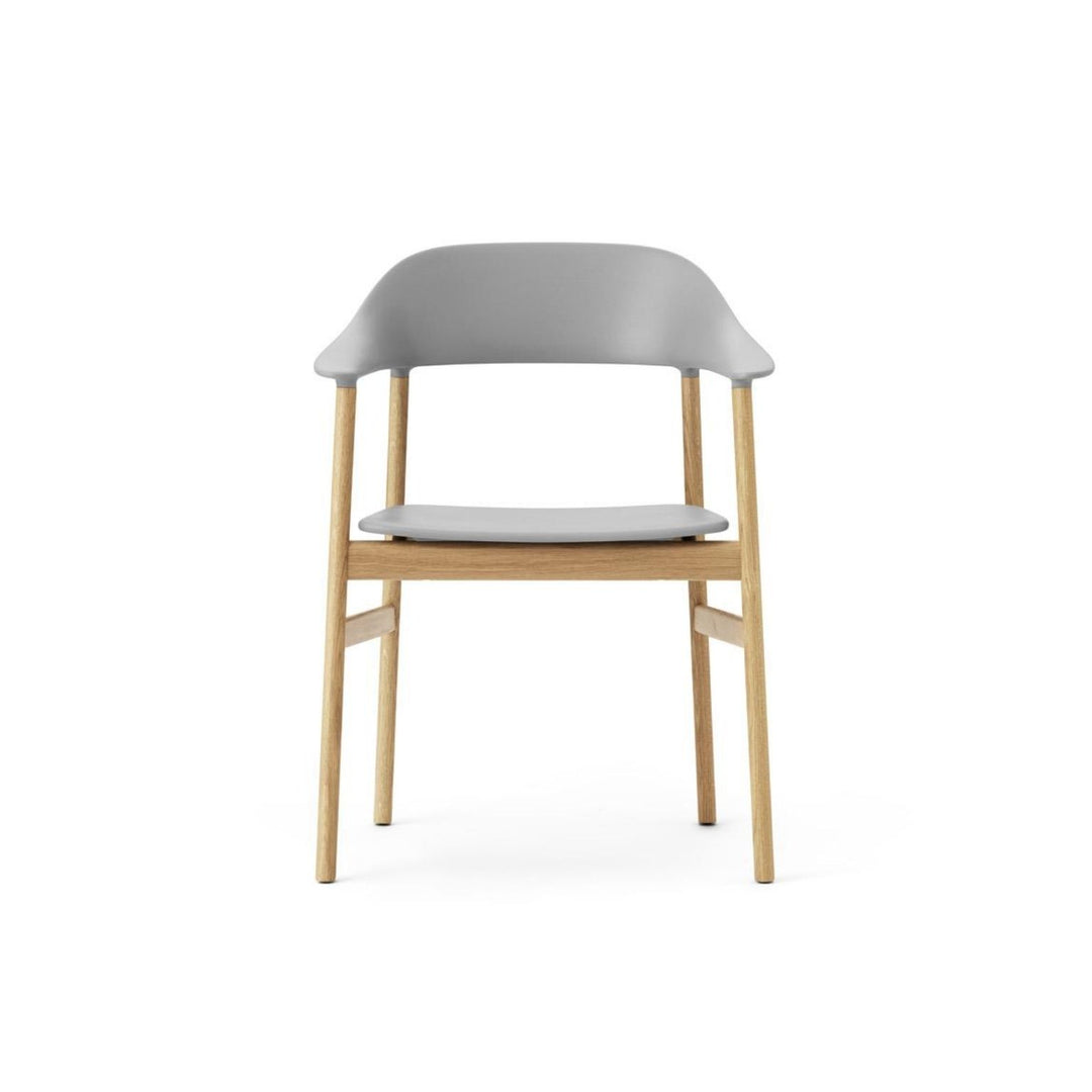 Normann Copenhagen Herit Armstol, Grå / Eg