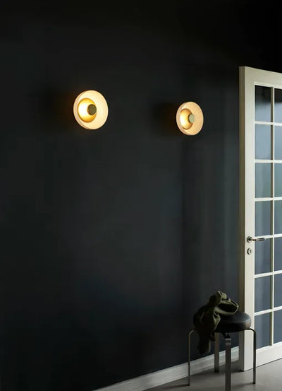 Nuura Blossi Wall Væglampe Ø23, Nordic gold / Opal