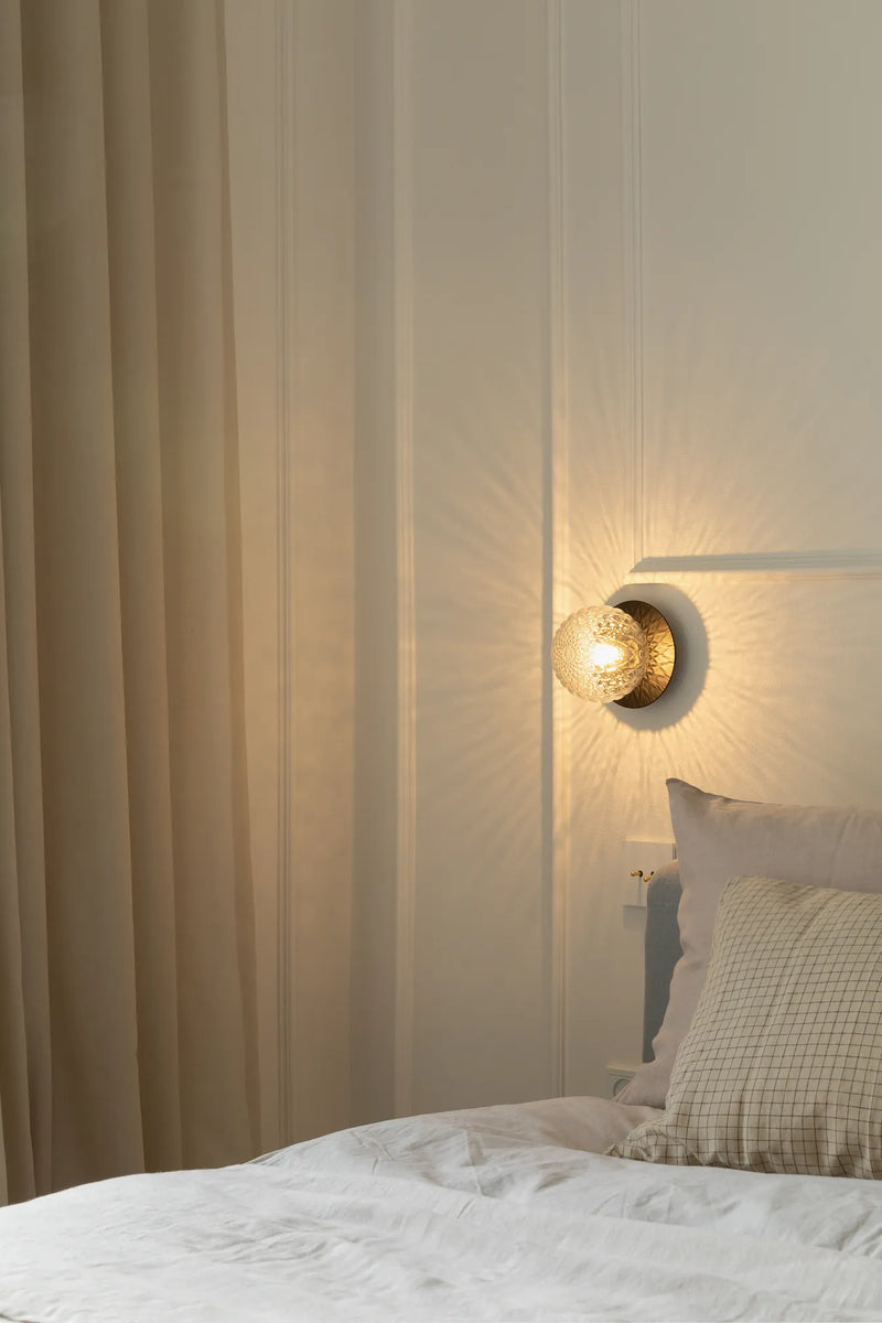 Nuura Liila 1 Small Væg / Loftlampe, Sort / Optic clear
