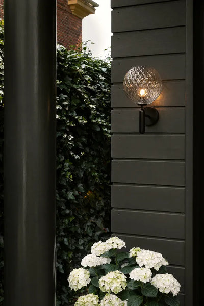 Nuura Miira Wall Outdoor, Sort / Optic clear