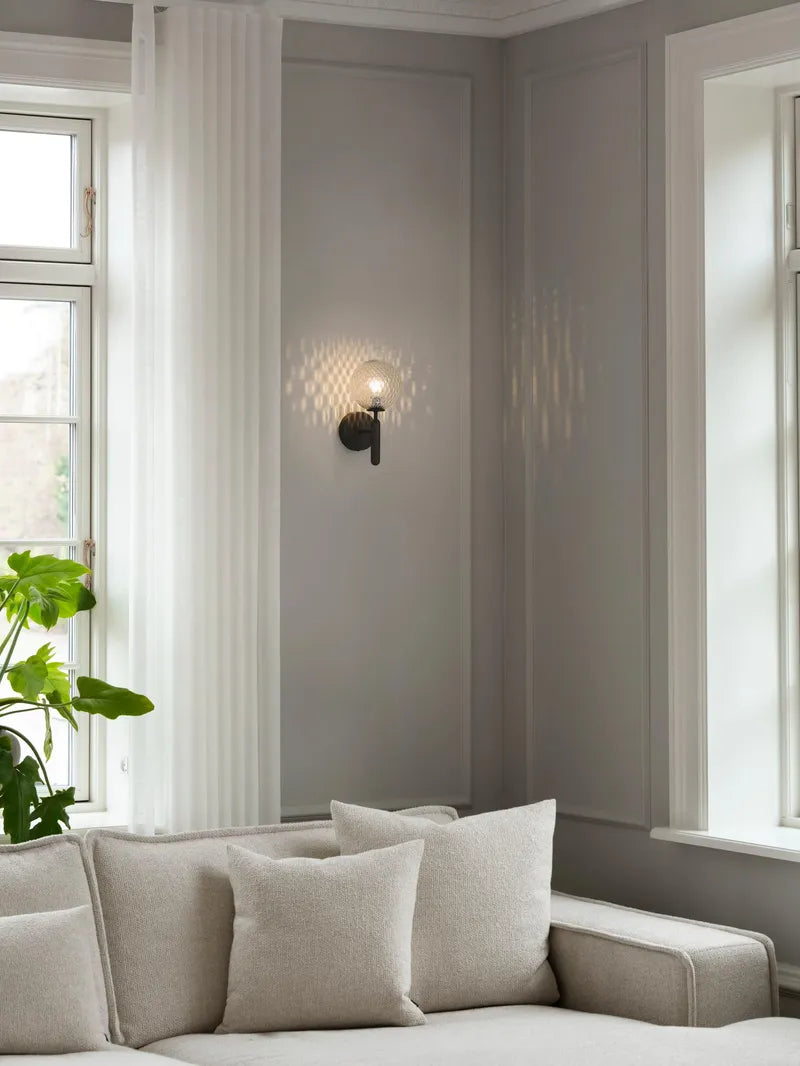 Nuura Miira Wall Væglampe, Rock grey / Optic clear