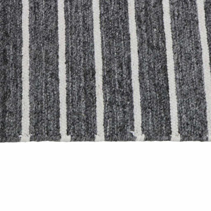 Rezas Nouveau Stripes Gulvtæppe 200 x 300, Dark Grey White