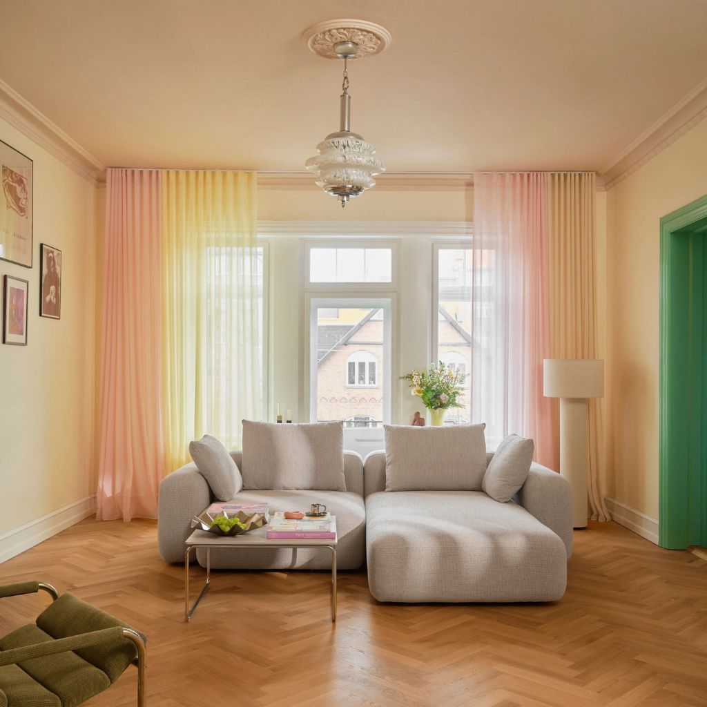 Hailey Chaiselong m. Armlæn (Højre) - Nola Sand