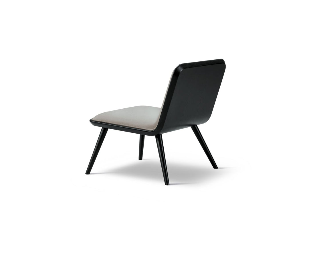 Fredericia Spine Lounge Chair Wood Base 1714 - Sort Ask / Læder Primo 74 Umbra Grey
