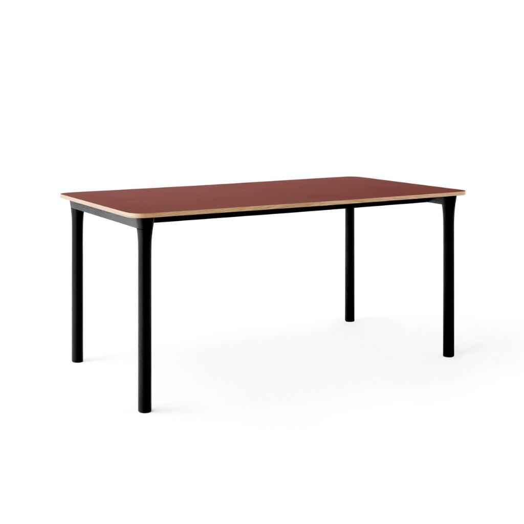 TAKT Arc Dining Table Spisebord L158-258, Dyb rød laminat / Sort Eg