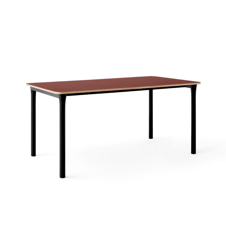 TAKT Arc Dining Table Spisebord L158-258, Dyb rød laminat / Sort Eg