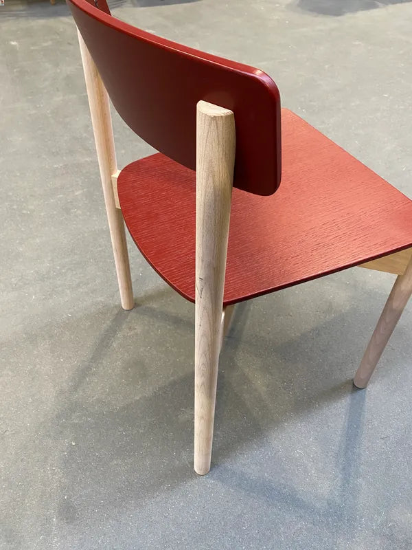 TAKT Cross Chair Stol, Hvidolieret bøg / Copper red