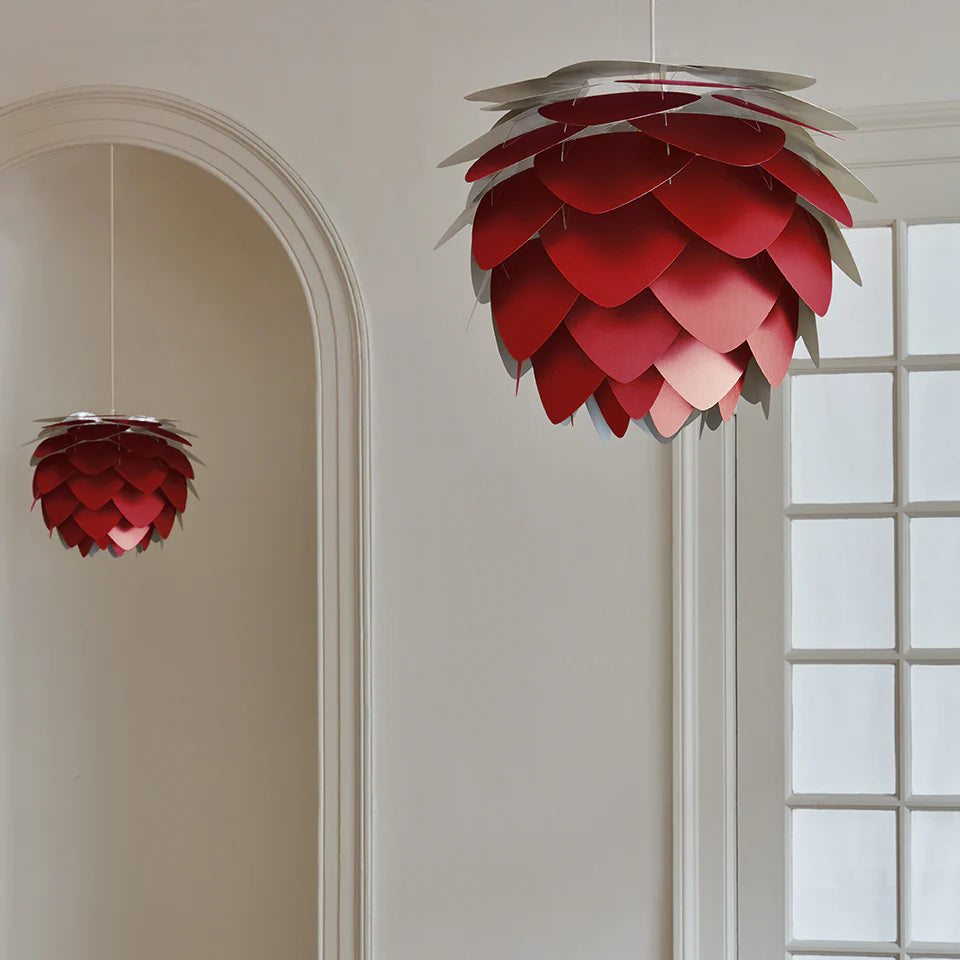 UMAGE Aluvia Medium Lampeskærm - Ruby Red