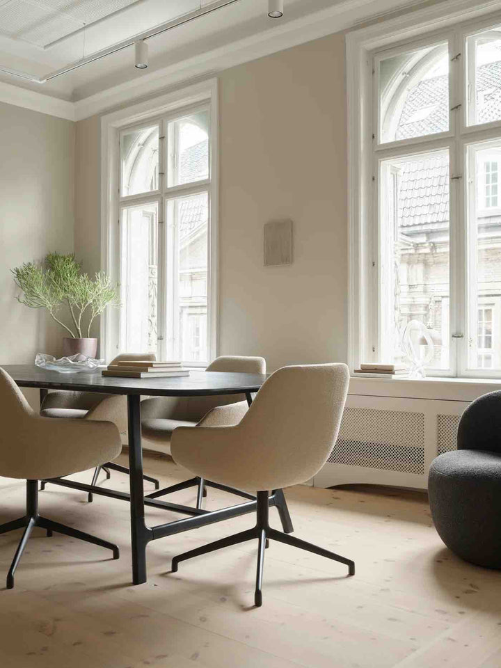 Wendelbo Sinum Swivel Stol m. armlæn, Beige (Ecriture col. 0410)
