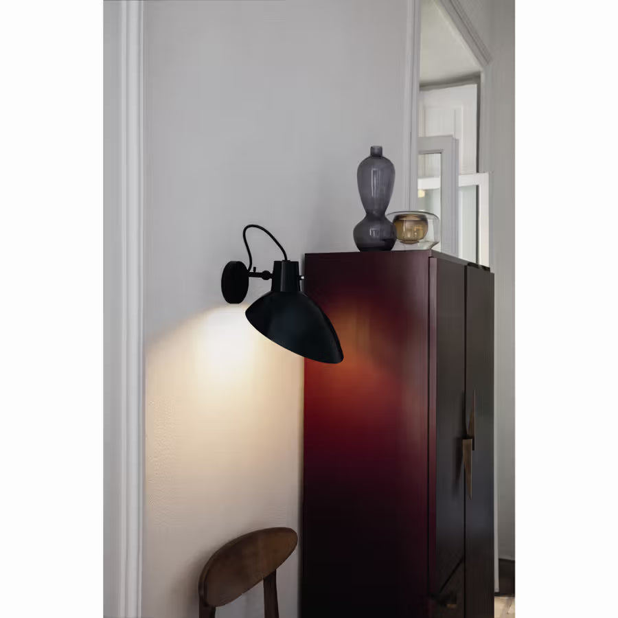 Astep VV Cinquanta Wall Væglampe m. afbryder - Sort / Messing