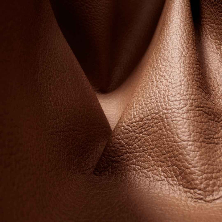 GUBI Beetle Meeting Chair, Schwarz/Grau Remix 906