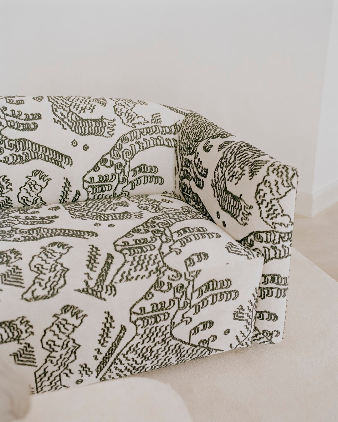 New Works Shore 3 Pers. Sofa Plinth, Tiger Mountain