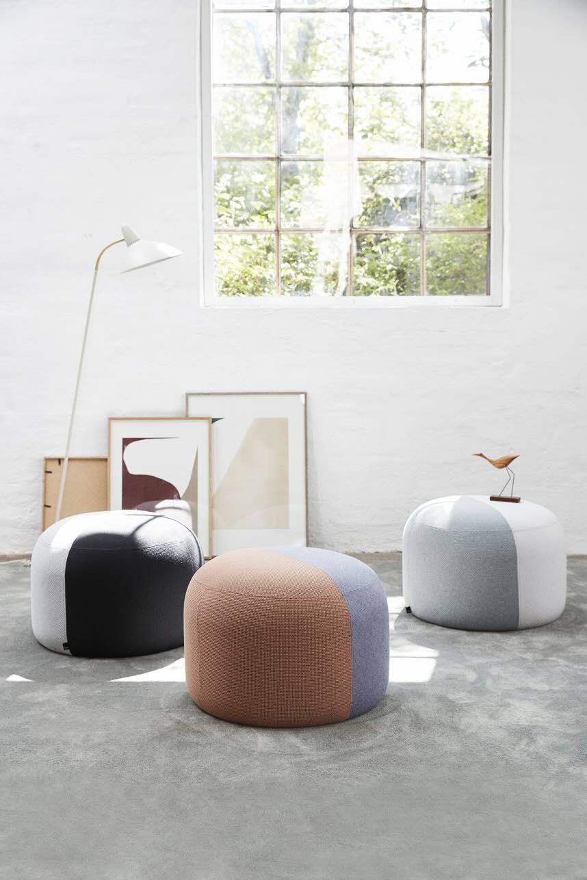 Warm Nordic Dainty Puf - Warm Grey/Forest Green (Kvadrat Steelcut 160/975)