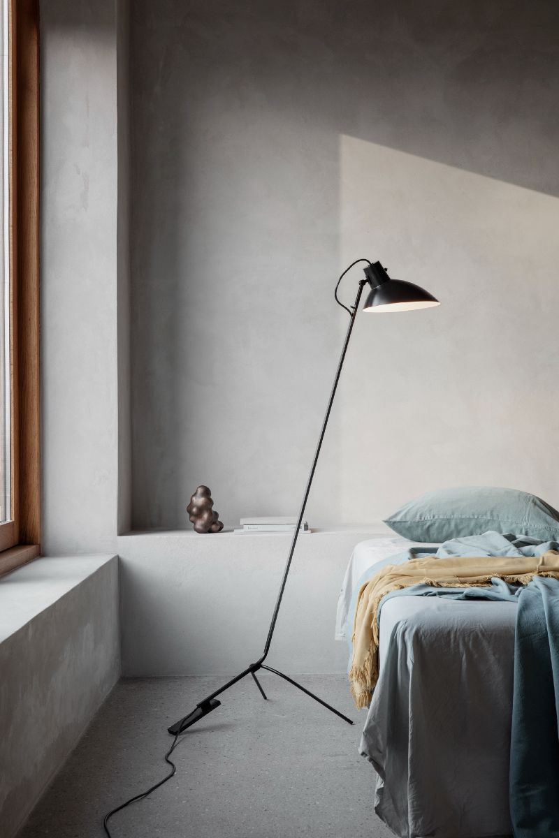 Astep VV Cinquanta Gulvlampe Hvid / Sort